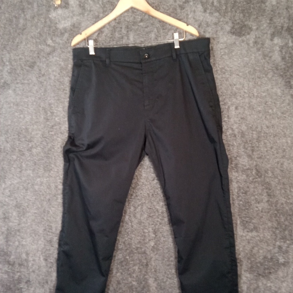 Nike Dri Fit UV Mens 38 Slim Fit Golf Chino Black Gorpcore Outdoor - Picture 2 of 11